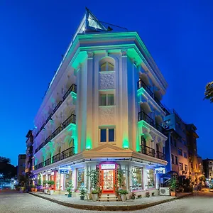 4* Otel The Magnaura Palace